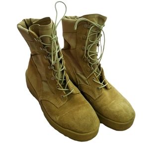 Vibram Altama lace up boots size 7.5  #1345B
